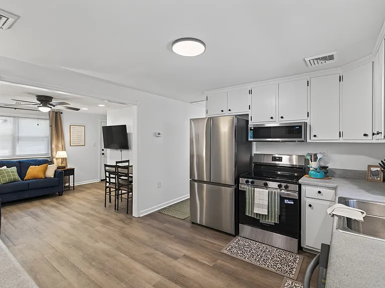 301 Boundary Rd — Photo 4
