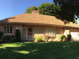 56 Chapel Hill Dr, Rochester, NY 14617