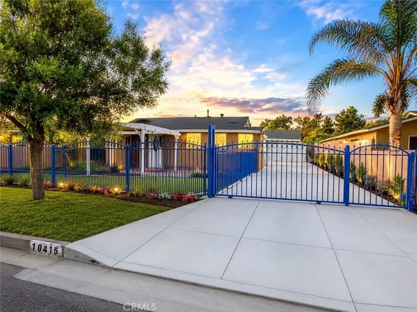 16845 E Newburgh St, Azusa, CA 91702