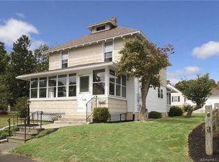 42 Fuller St, Naugatuck, CT 06770
