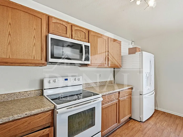 4923 N 108th Dr — Photo 12