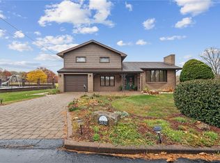 2052 Ridge Rd, Jeannette, PA 15644