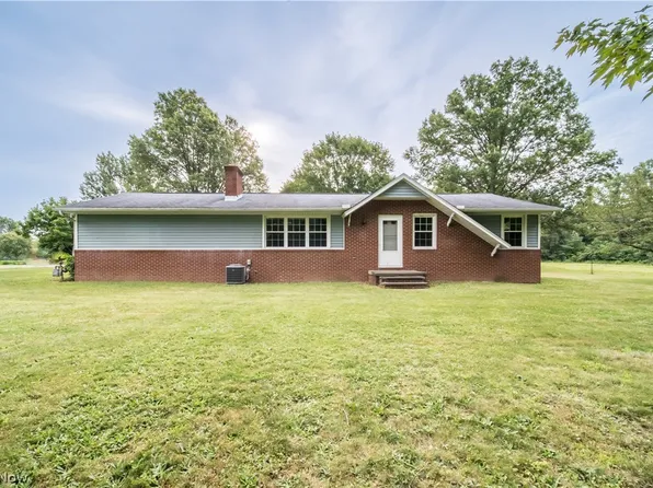 2366 Industry Rd, Atwater, OH 44201
