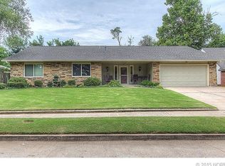 105 E Charlotte St, Broken Arrow, OK 74011