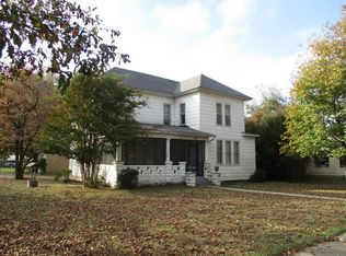 301 N Madison St, Malden, MO 63863