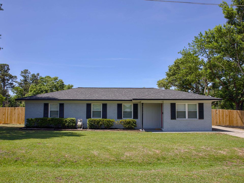 1st image of 4377 Saxon Drive