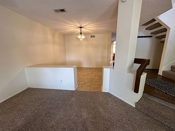 4th image of 1204 Brownstone Ln