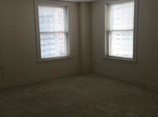 1701 Walnut St #10A, Philadelphia, PA 19103