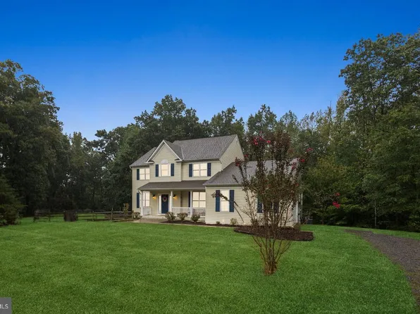 9007 McAlister Ct, Fredericksburg, VA 22408