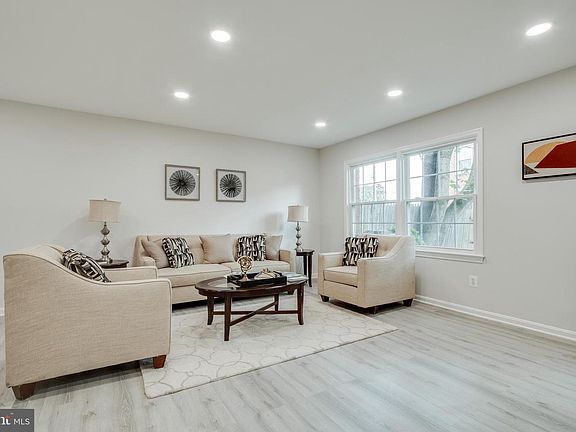 4th image of 3166 Cedar Grove Dr