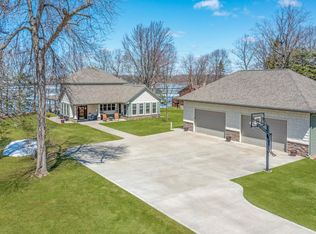 2455 Lake Shore Blvd, Wahkon, MN 56386