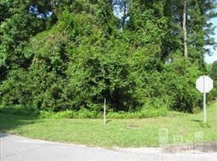 705 Fayetteville Ave, Carolina Beach, NC 28428
