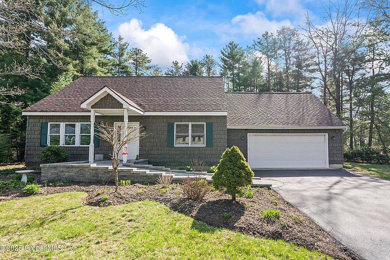 4th image of 19 Sycamore Drive