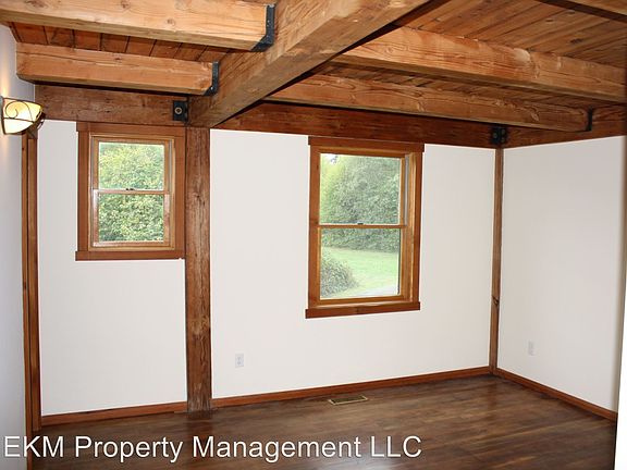 3rd image of 200 NE 381st St