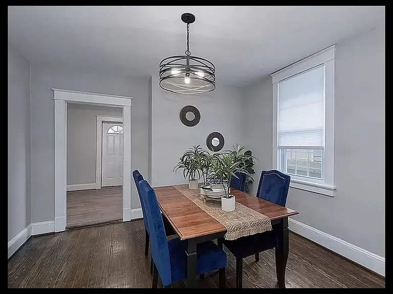 3211 Stockton St — Photo 5