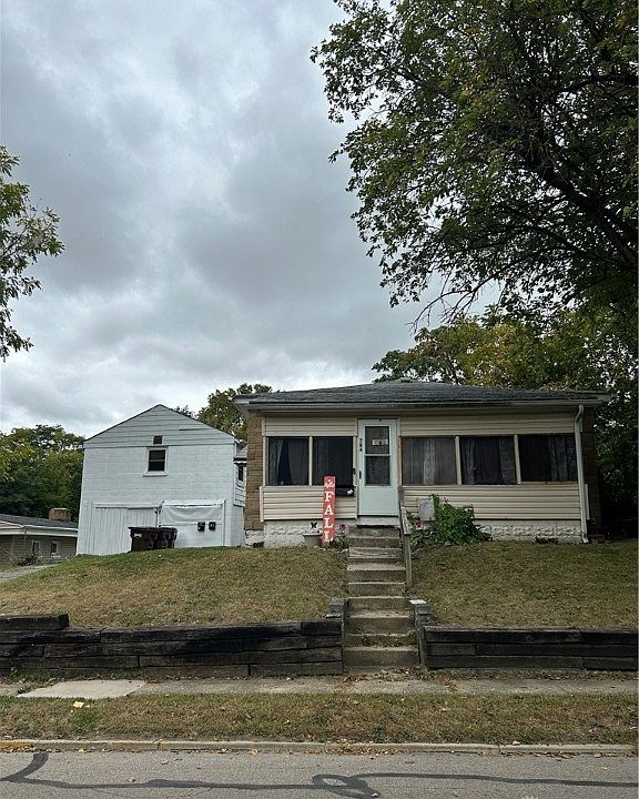 1st image of 778/784 E Church St