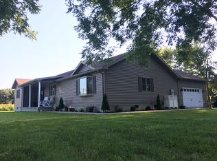 5647 Orient Blacktop, Benton, IL 62812