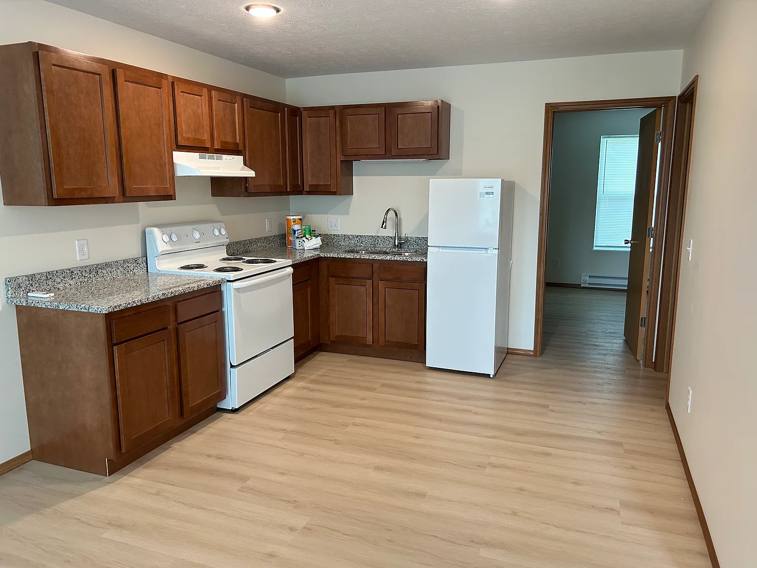 1 bed, $775 — Photo 3