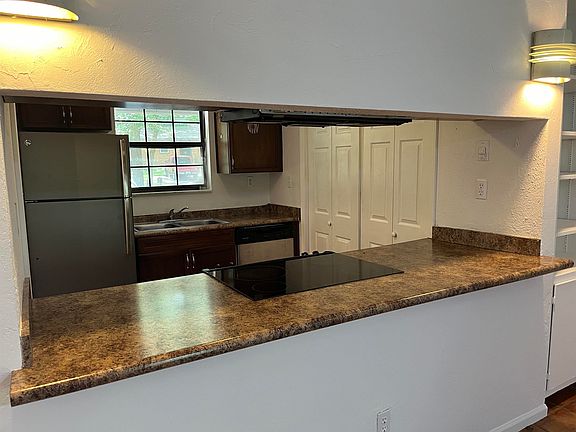 5th image of 3792 Maria Cir