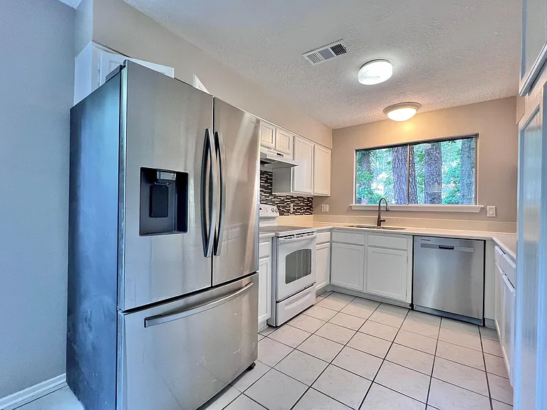 2107 W Lacey Oak Cir — Photo 15