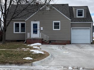 1015 N Bellevue Ave, Hastings, NE 68901