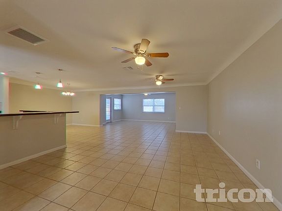 3rd image of 1337 Hamlin Dr