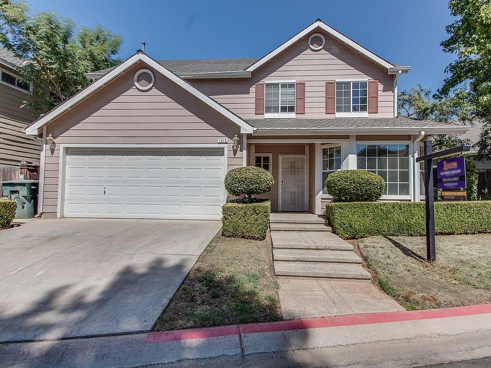 1st image of 1016 E Monticello Cir