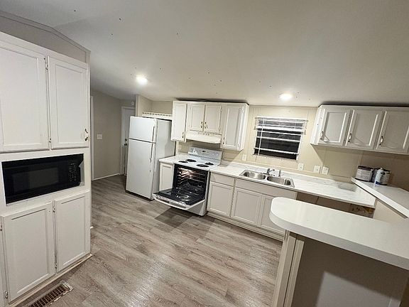 2nd image of 5433 Preston North Dr