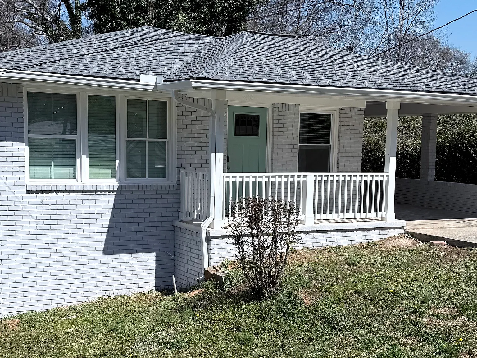 2405 Cross St NW — Photo 2