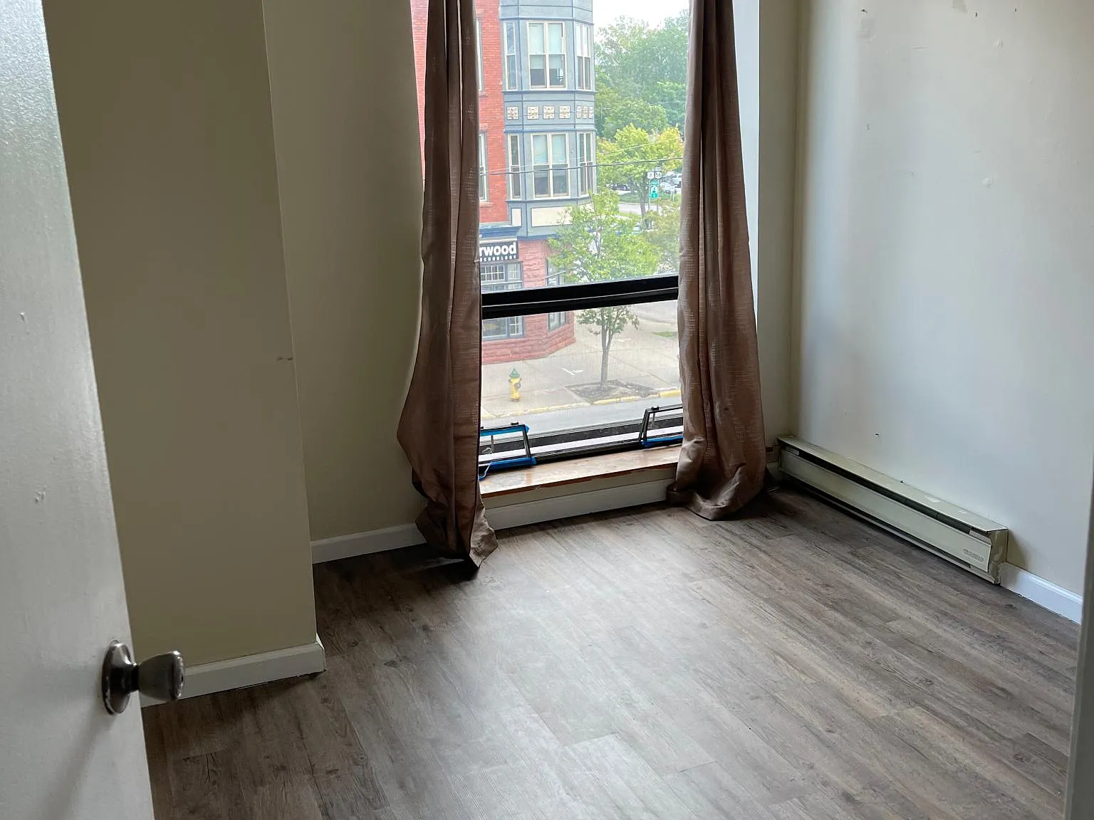 11 Market St — Photo 4