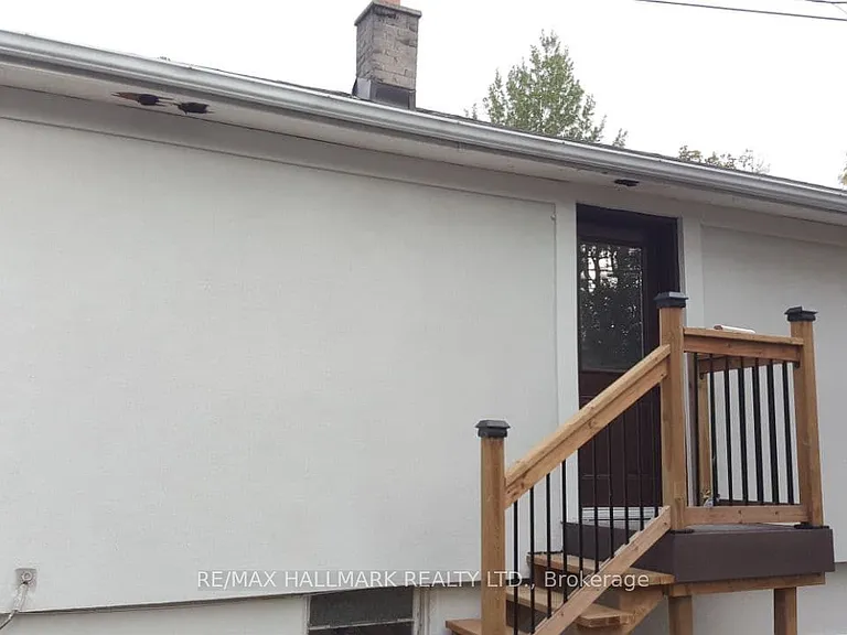 9884 Bayview Ave #LOWER — Photo 15