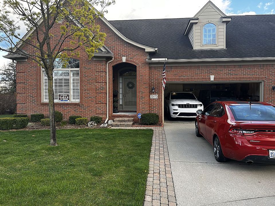1st image of 22572 Pigeon River Dr