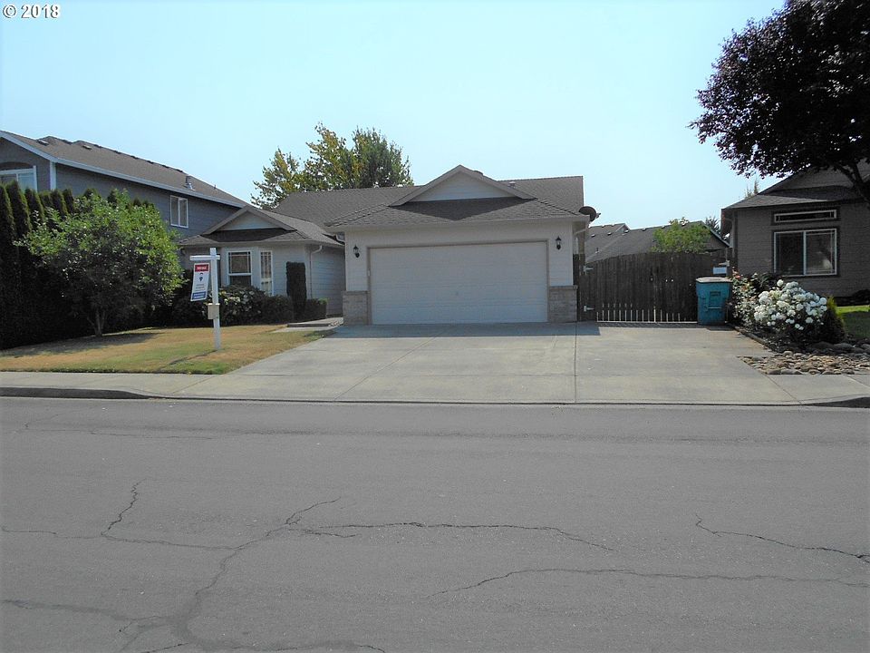 1st image of 6617 NE 163rd Ave