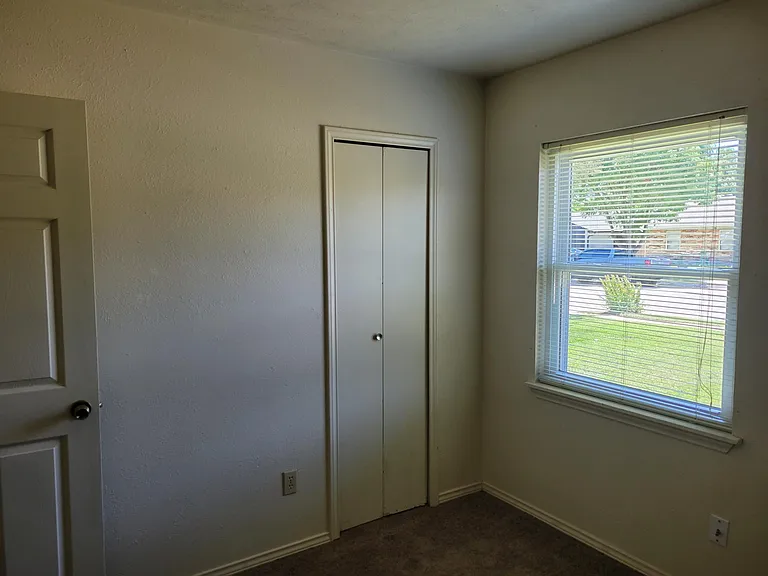 545 Hightrail Dr — Photo 11