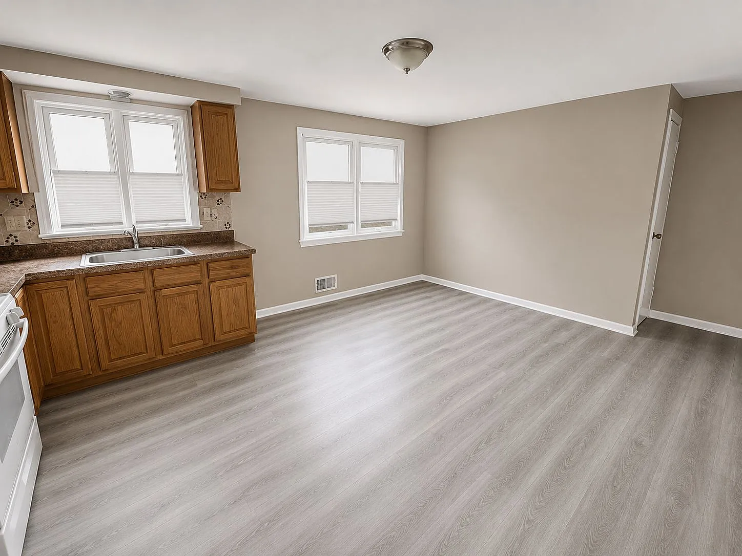2 bed, $2,350 — Photo 3