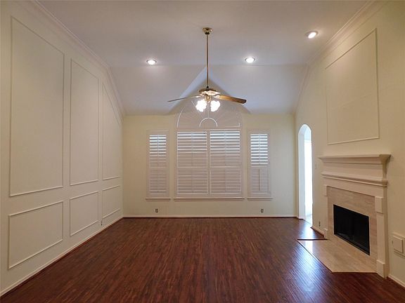 5th image of 3311 Waters Way Dr