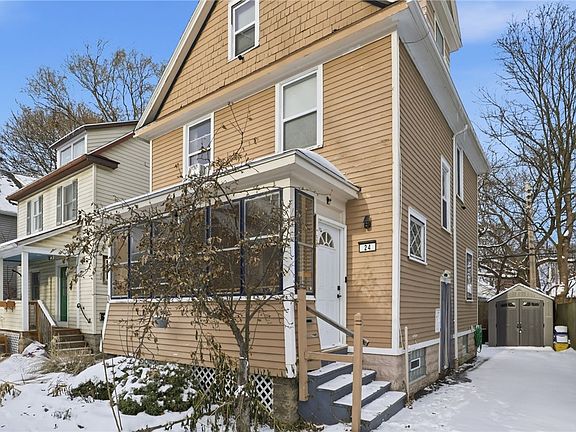 3rd image of 24 Goebel Pl