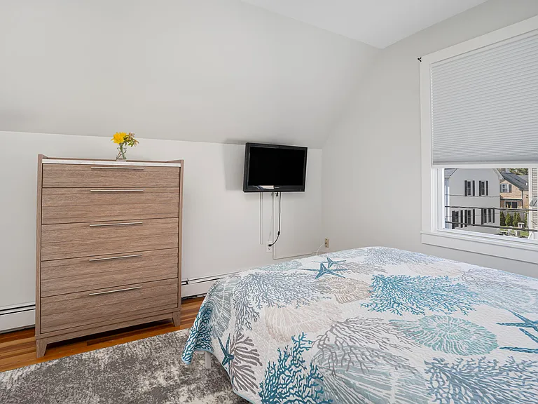 11 Atlantic St #0 — Photo 15