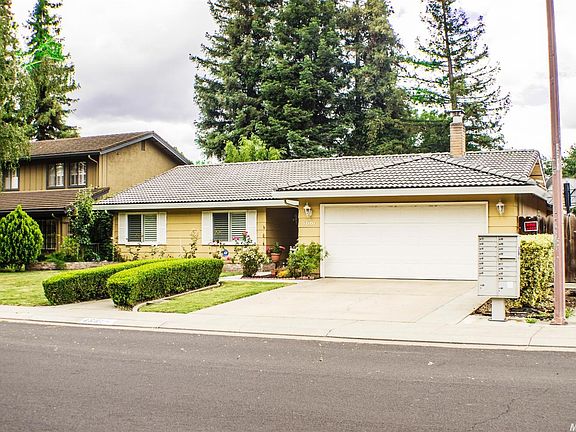 5th image of 4661 Winding River Cir