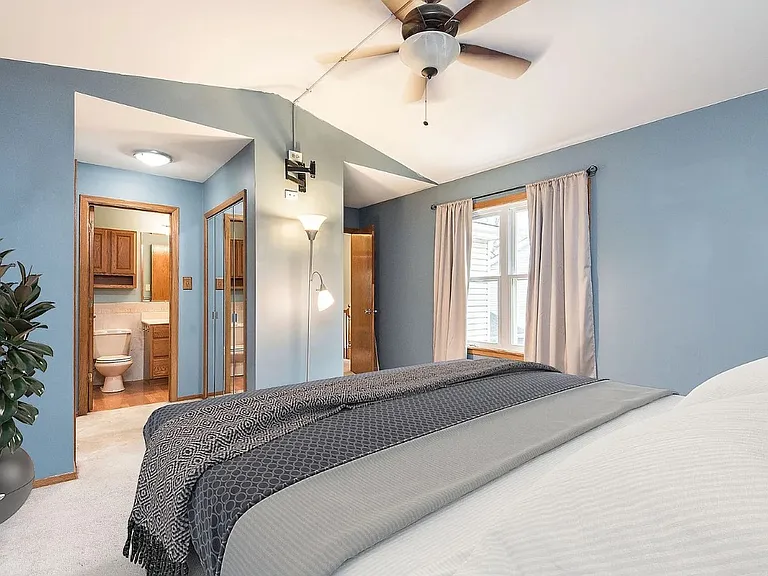 521 Milton Dr — Photo 15