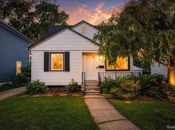807 N Vermont Ave, Royal Oak, MI 48067