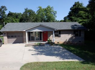 4702 Pleasant Ridge Rd, Knoxville, TN 37912