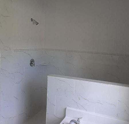 5th image of 534 SW Hamburg Terrace