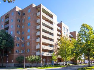 435 William St UNIT 210, River Forest, IL 60305