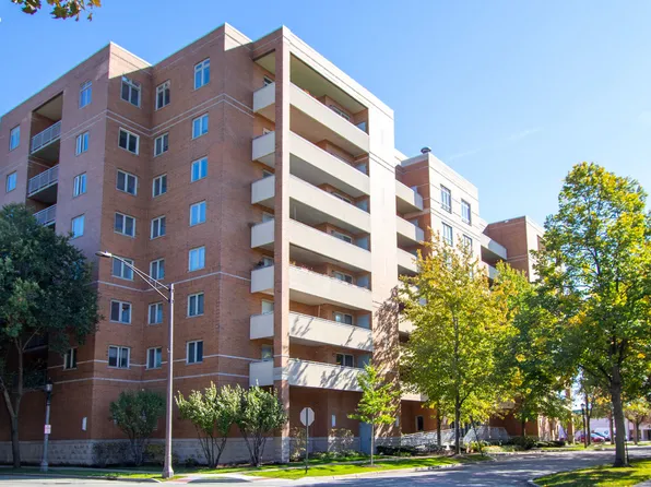 435 William St Unit 210, River Forest, IL 60305