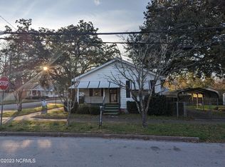 220 S 15th St, Wilmington, NC 28401
