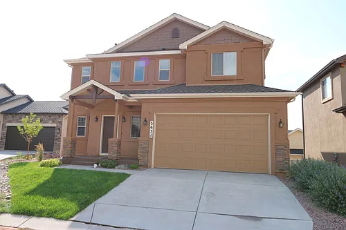 5651 Majestic Dr Photo 1