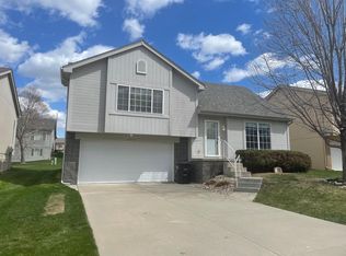 2907 N 145th St, Omaha, NE 68116