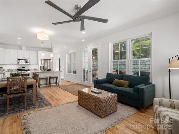 43 Skyvue Ct #F, Saluda, NC 28773