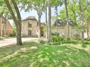 12210 Clearfork Dr, Houston, TX 77077